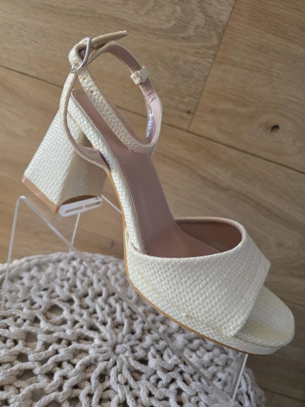 Sandales à talons - Beige