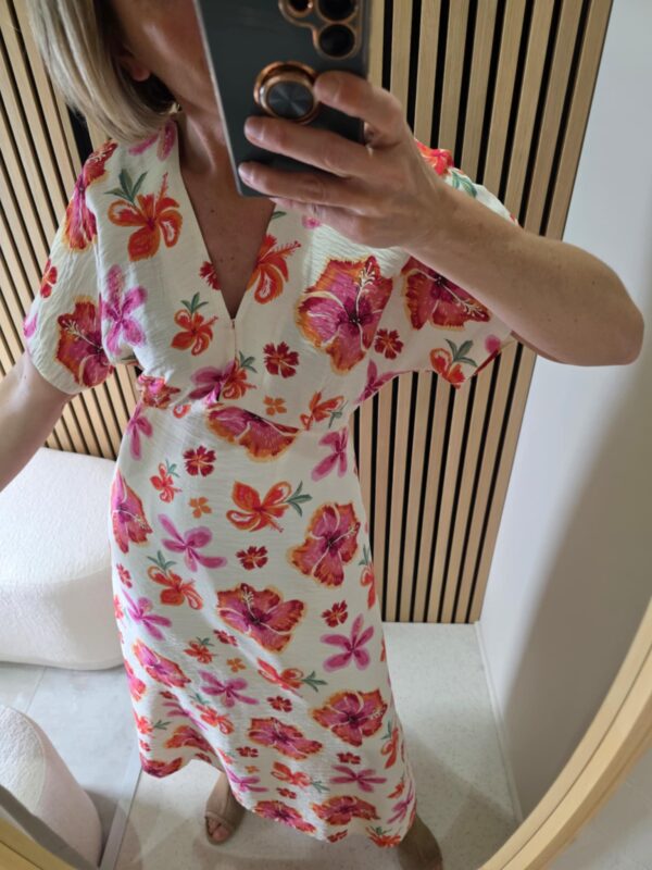 Robe Nevinn – Image 4