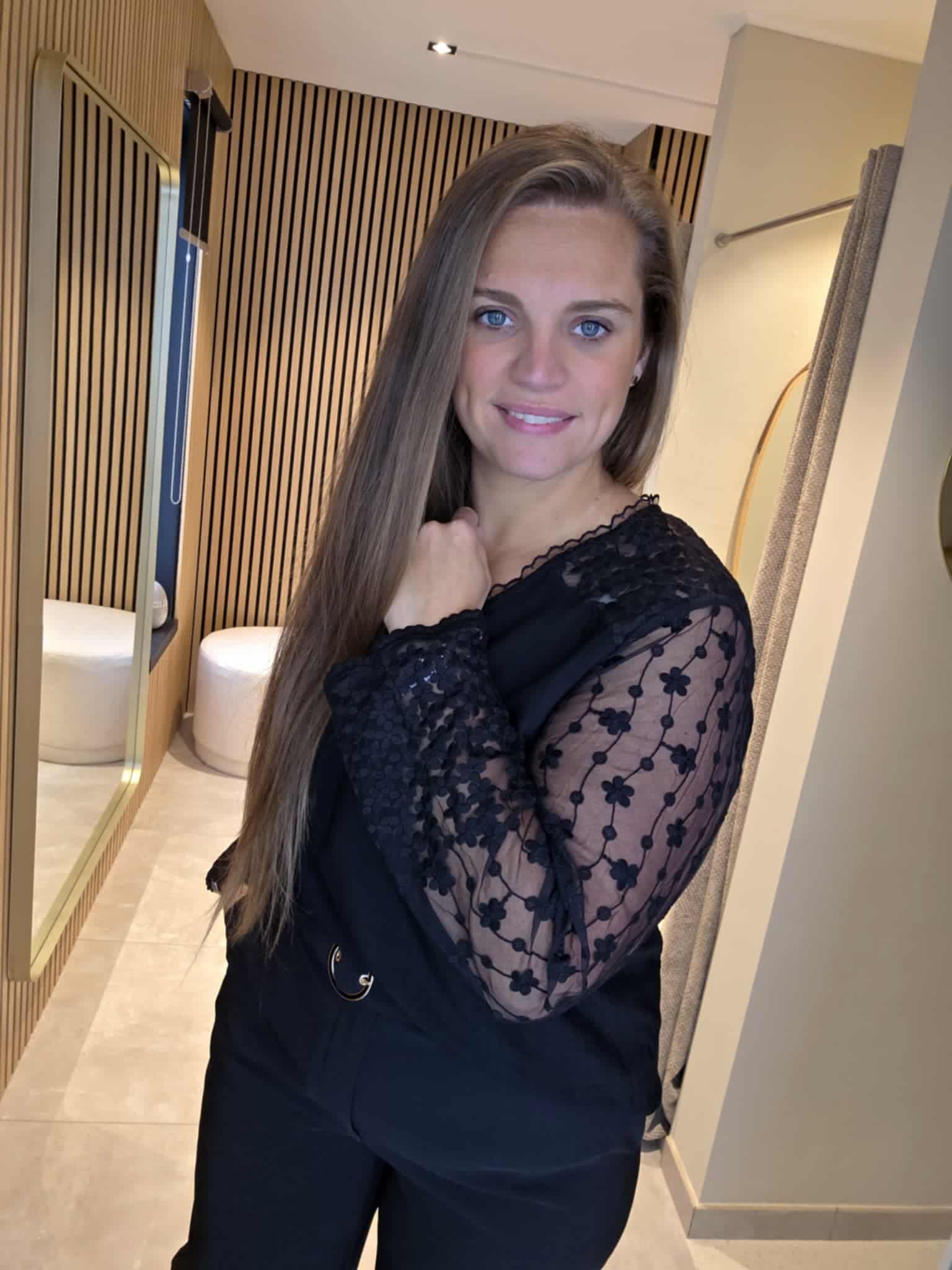 Lilie Plus - Blouse Kenzie - Noir – Image 2