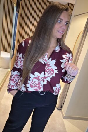 Lilie Plus - Pantalon classique noir avec ceinture