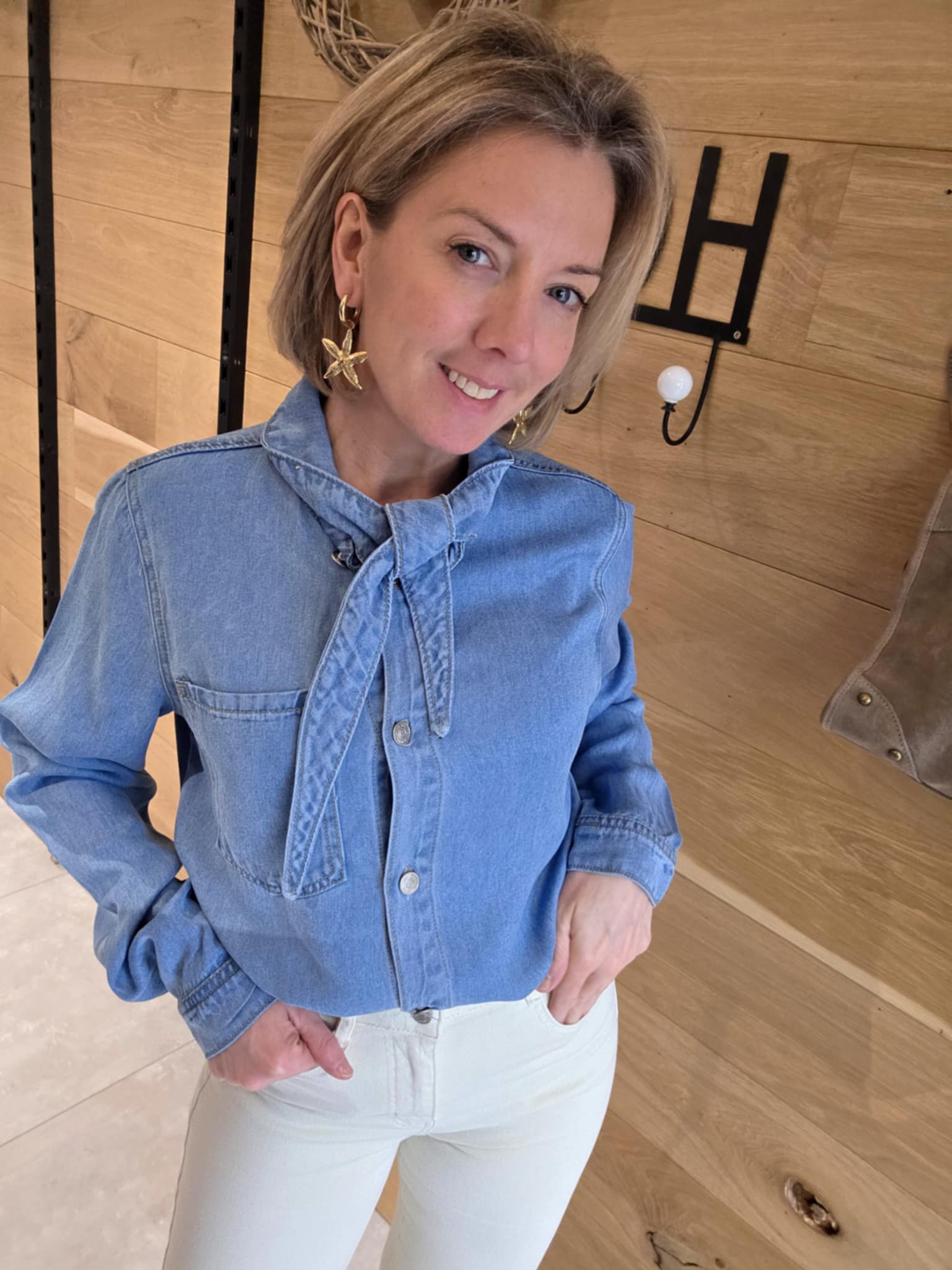 Chemise jeans avec noeud