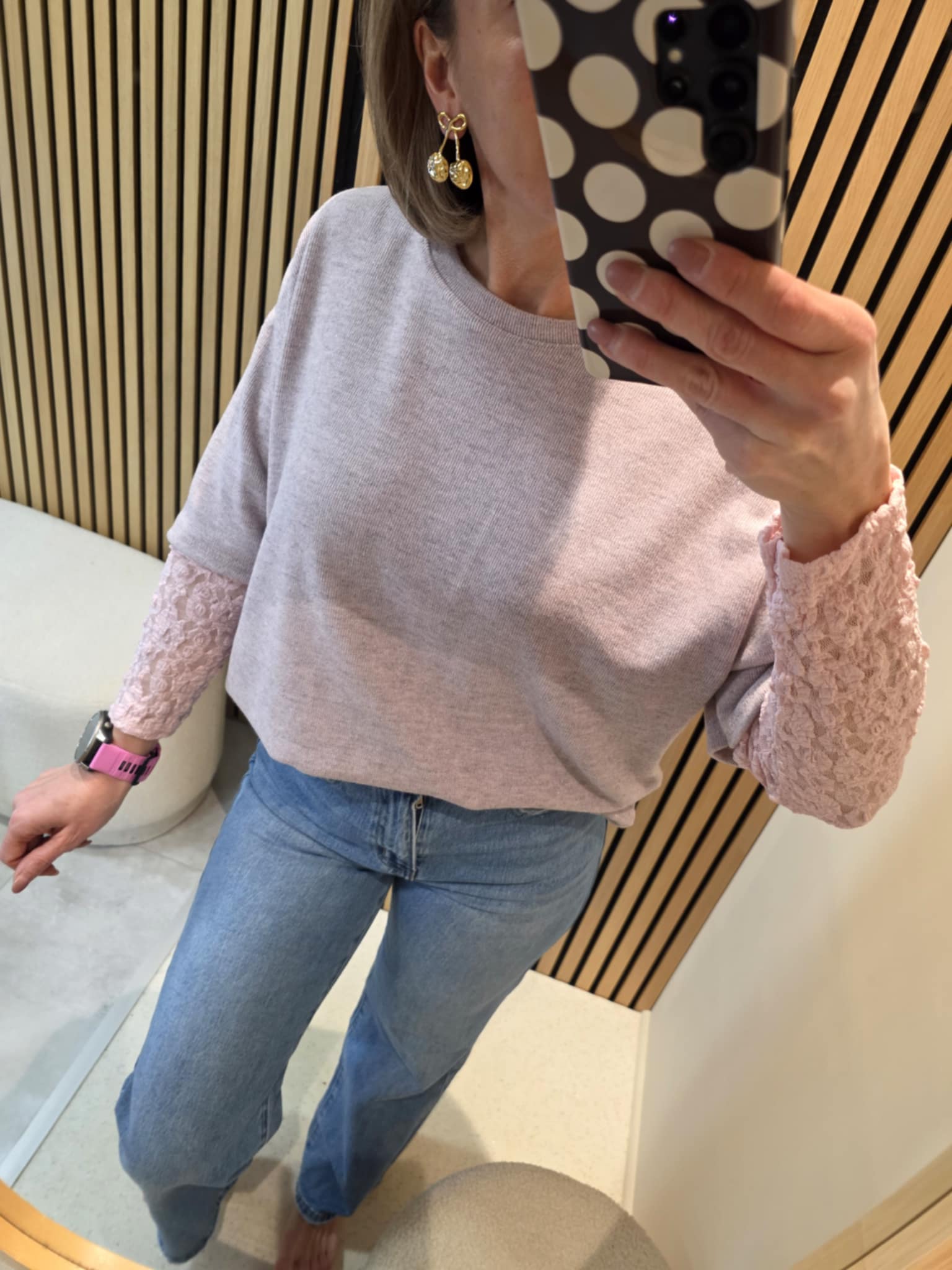 Pull 2en1 avec manches dentelle - Rose – Image 3