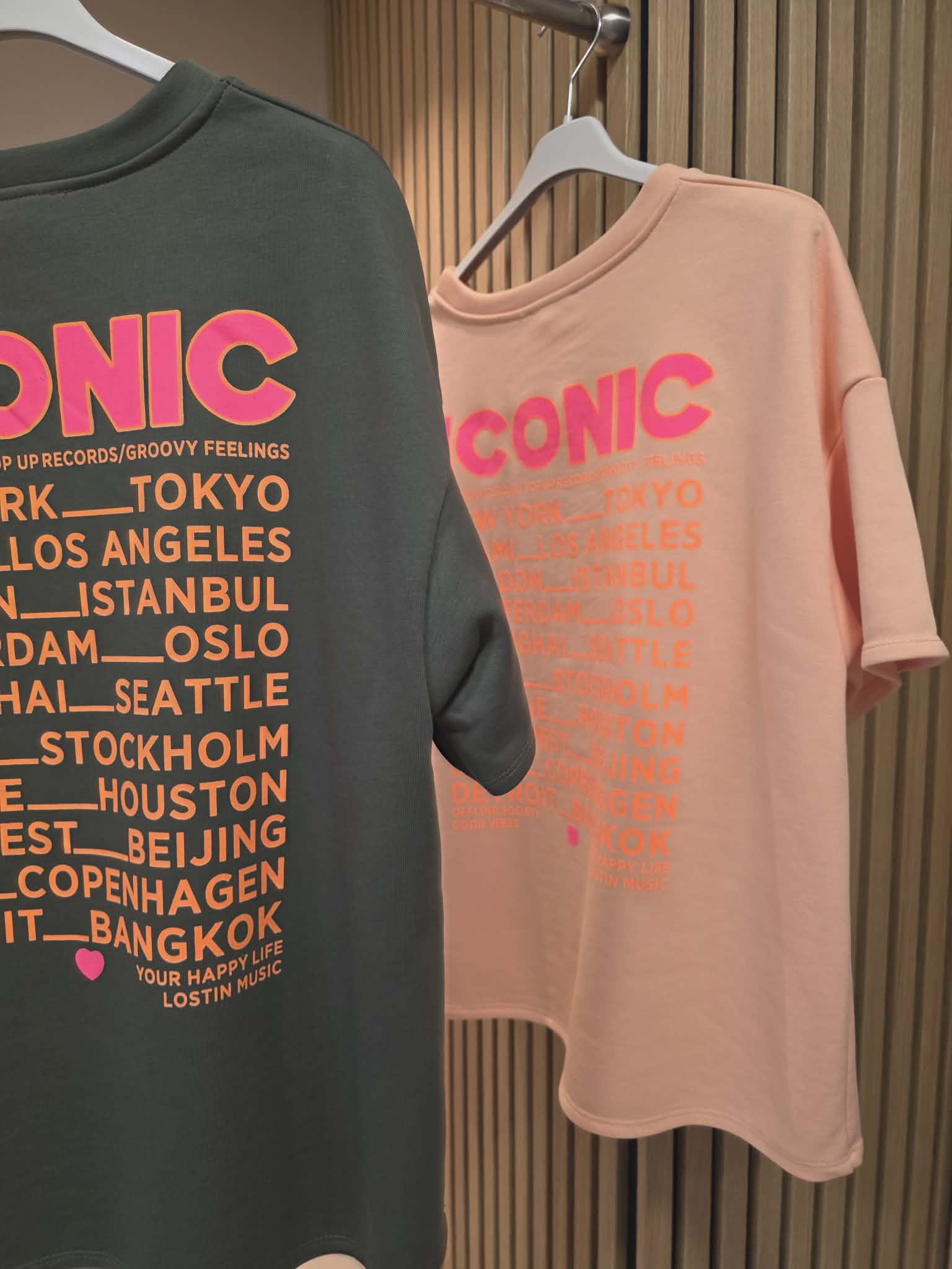 T-Sweat Iconic - Kaki – Image 4