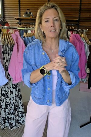 Veste jeans à capuche