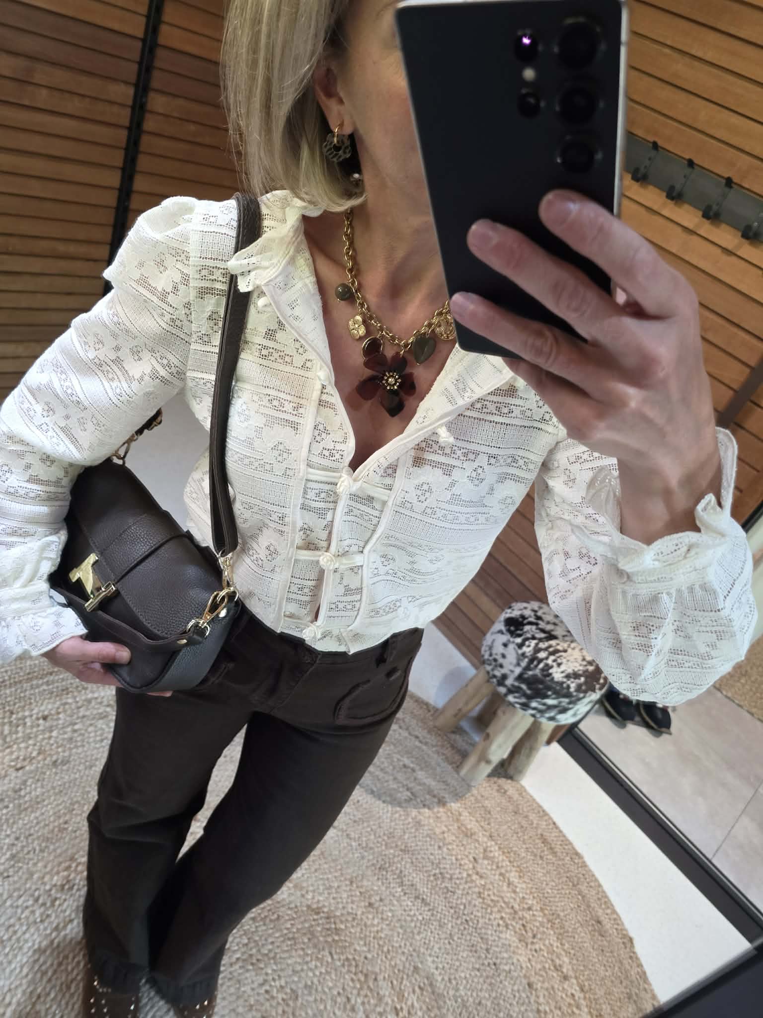 Pantalon coupe Flare - Marron foncé – Image 5