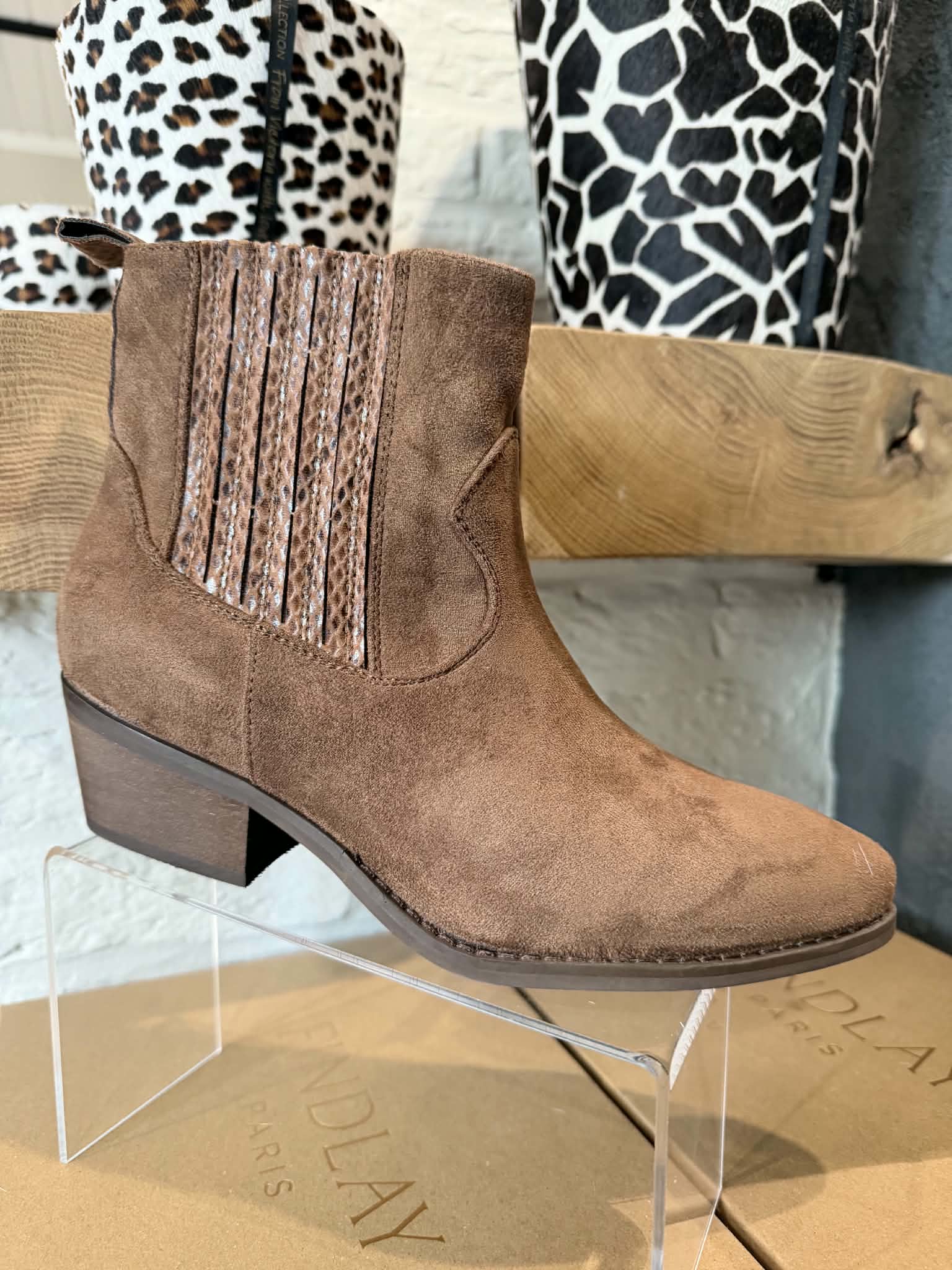Boots camel
